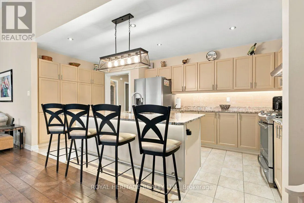37 GRAINGER CRESCENT