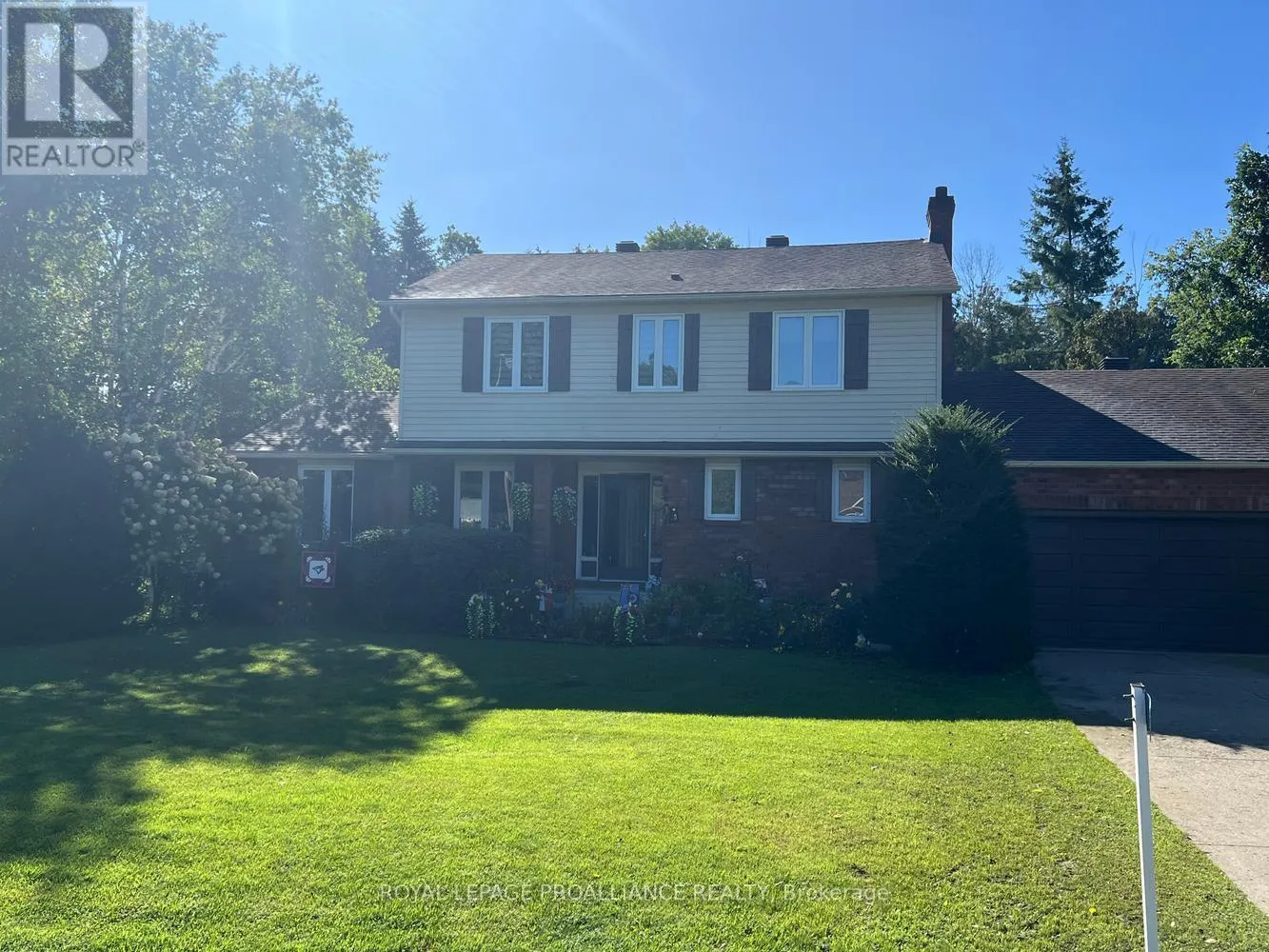 15 WILLOW DRIVE
