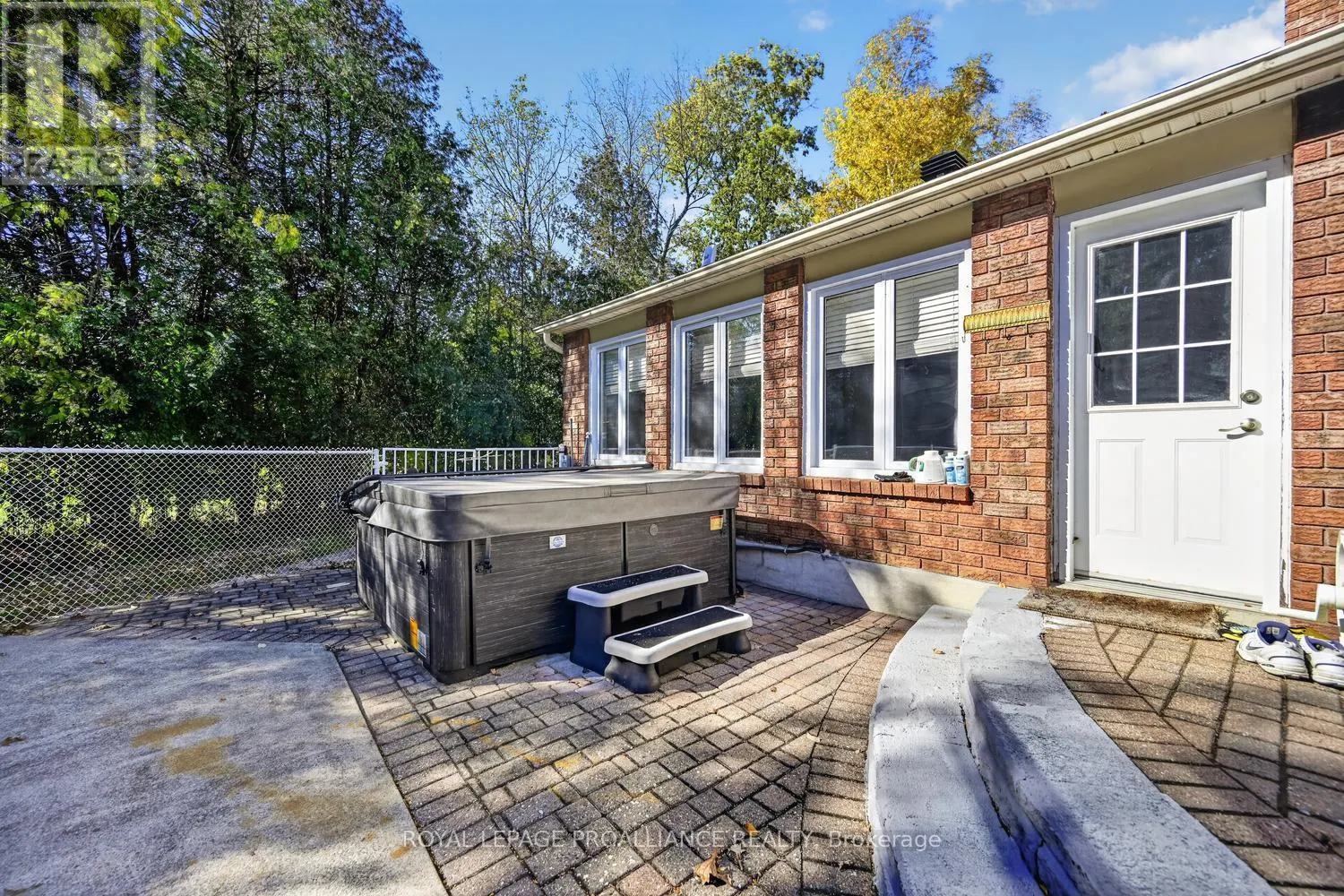 15 WILLOW DRIVE