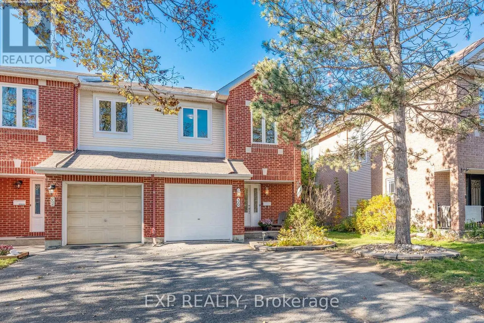 36 MEADOWBREEZE DRIVE