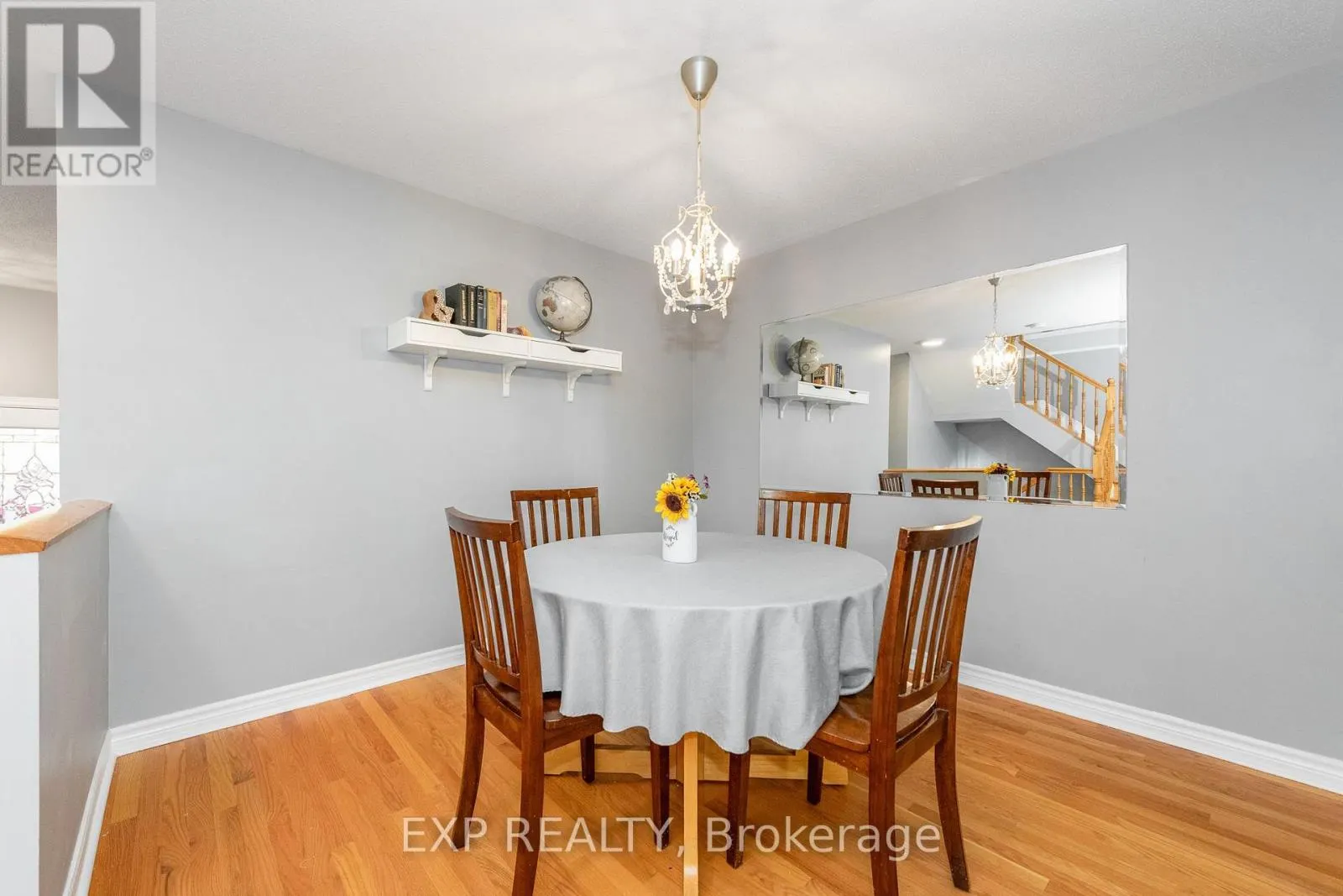 36 MEADOWBREEZE DRIVE