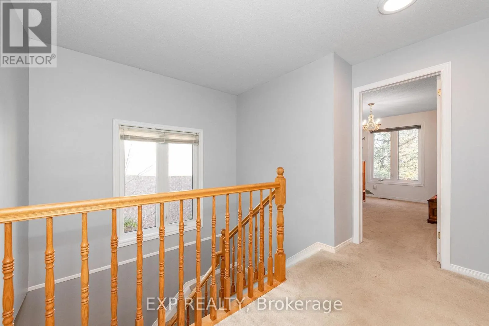 36 MEADOWBREEZE DRIVE