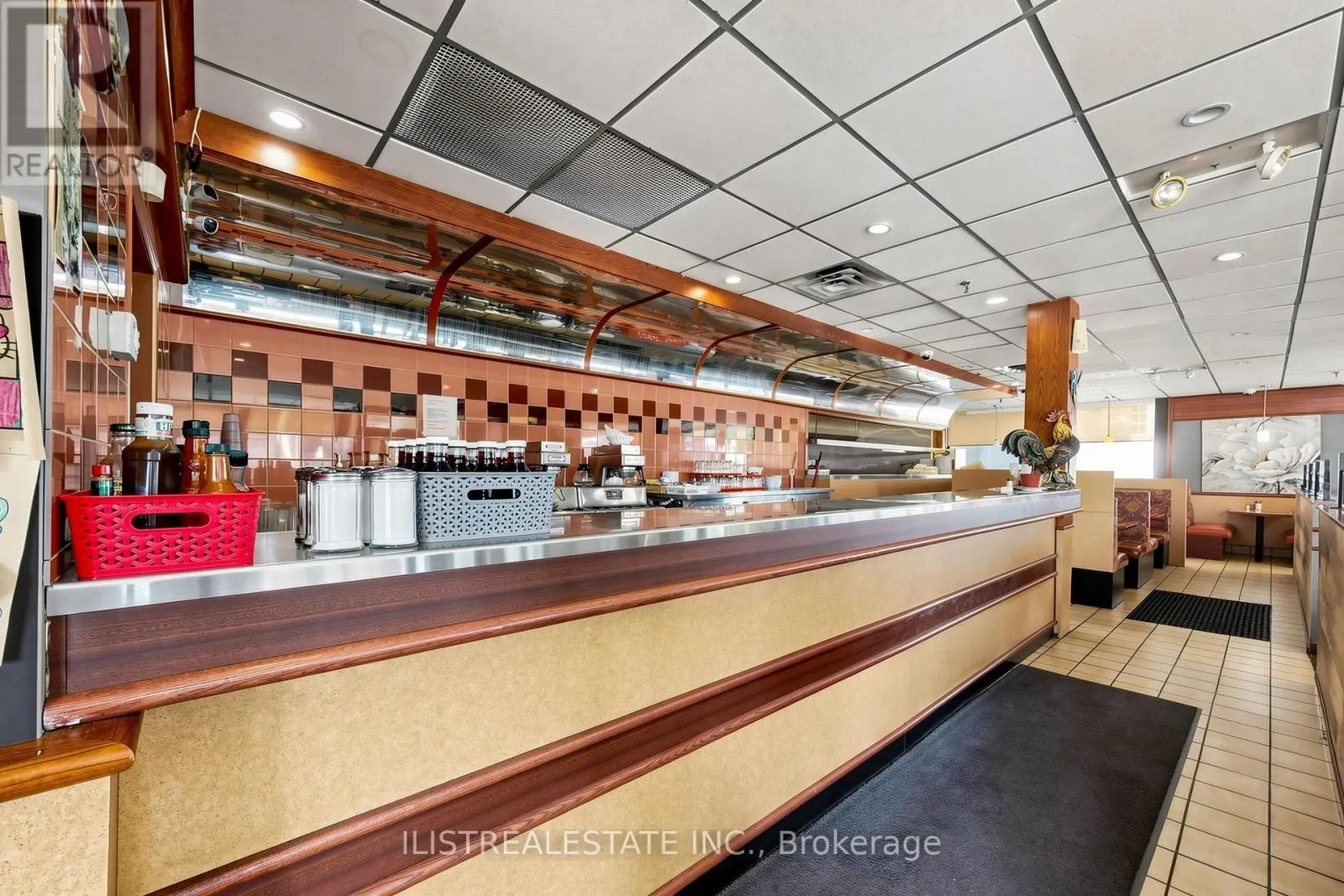 1520 MAIN STREET W