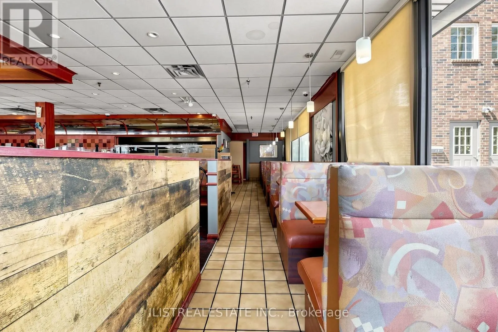1520 MAIN STREET W
