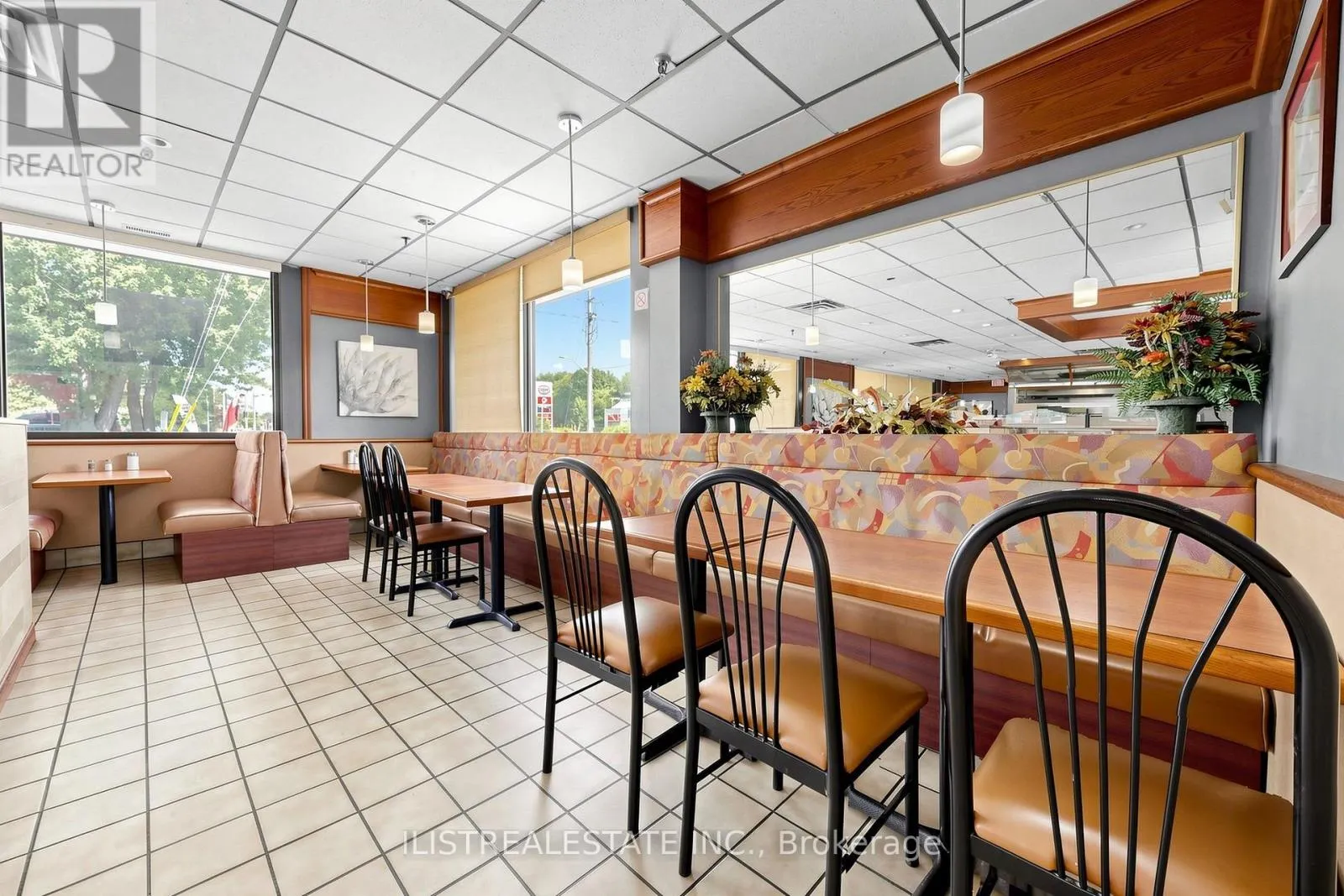 1520 MAIN STREET W
