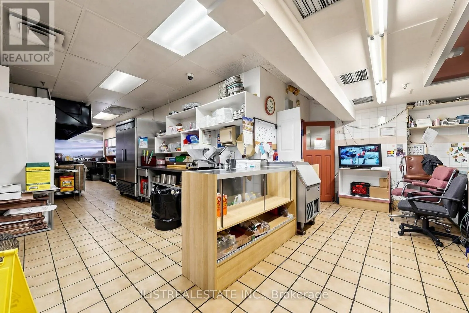 1520 MAIN STREET W
