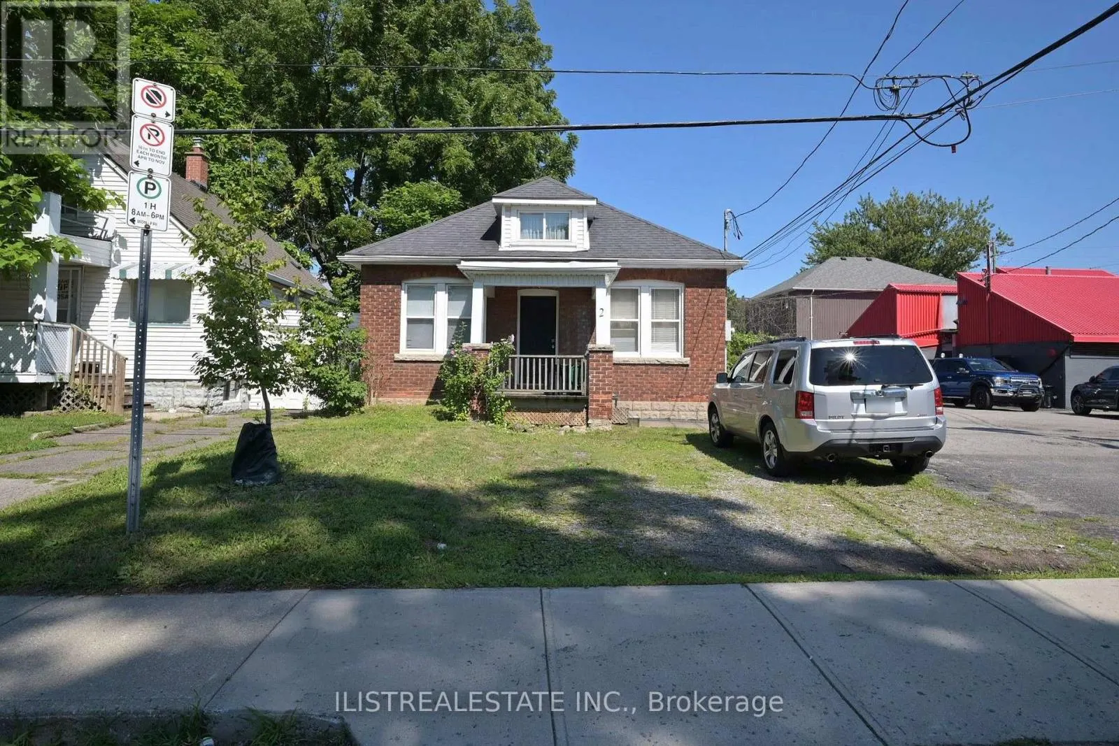 2 NORFOLK STREET N