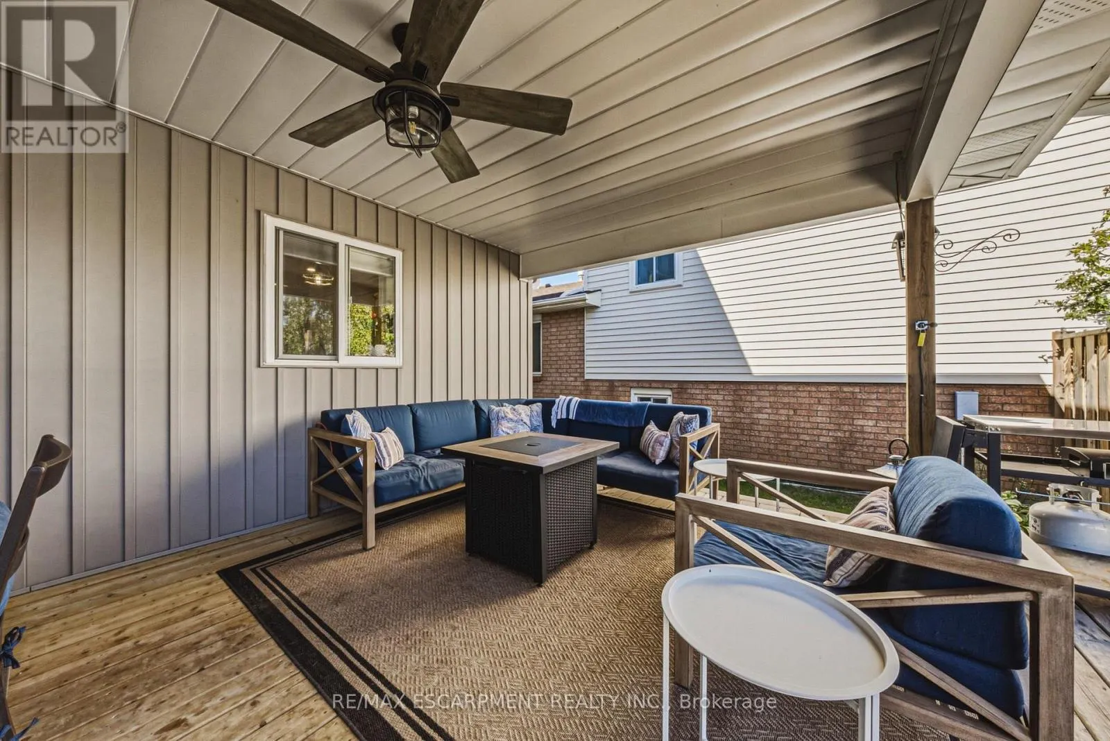 4513 CEDARBROOK LANE