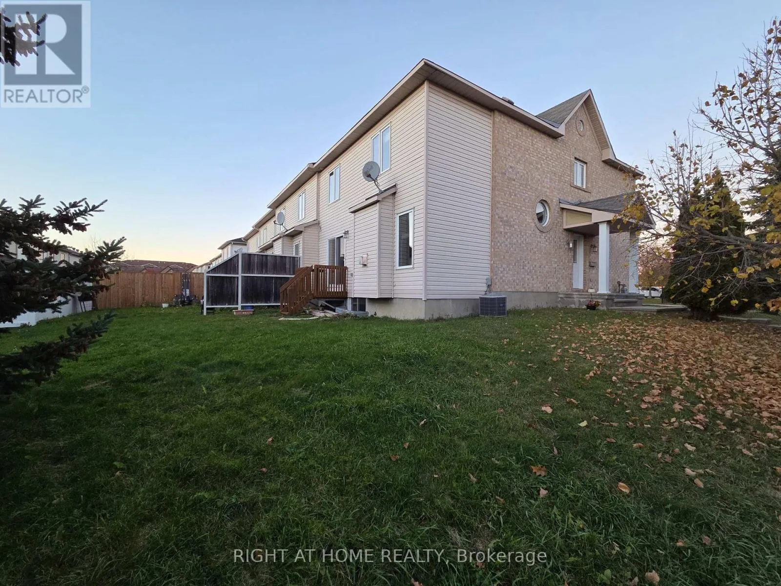 229 LEAMINGTON WAY