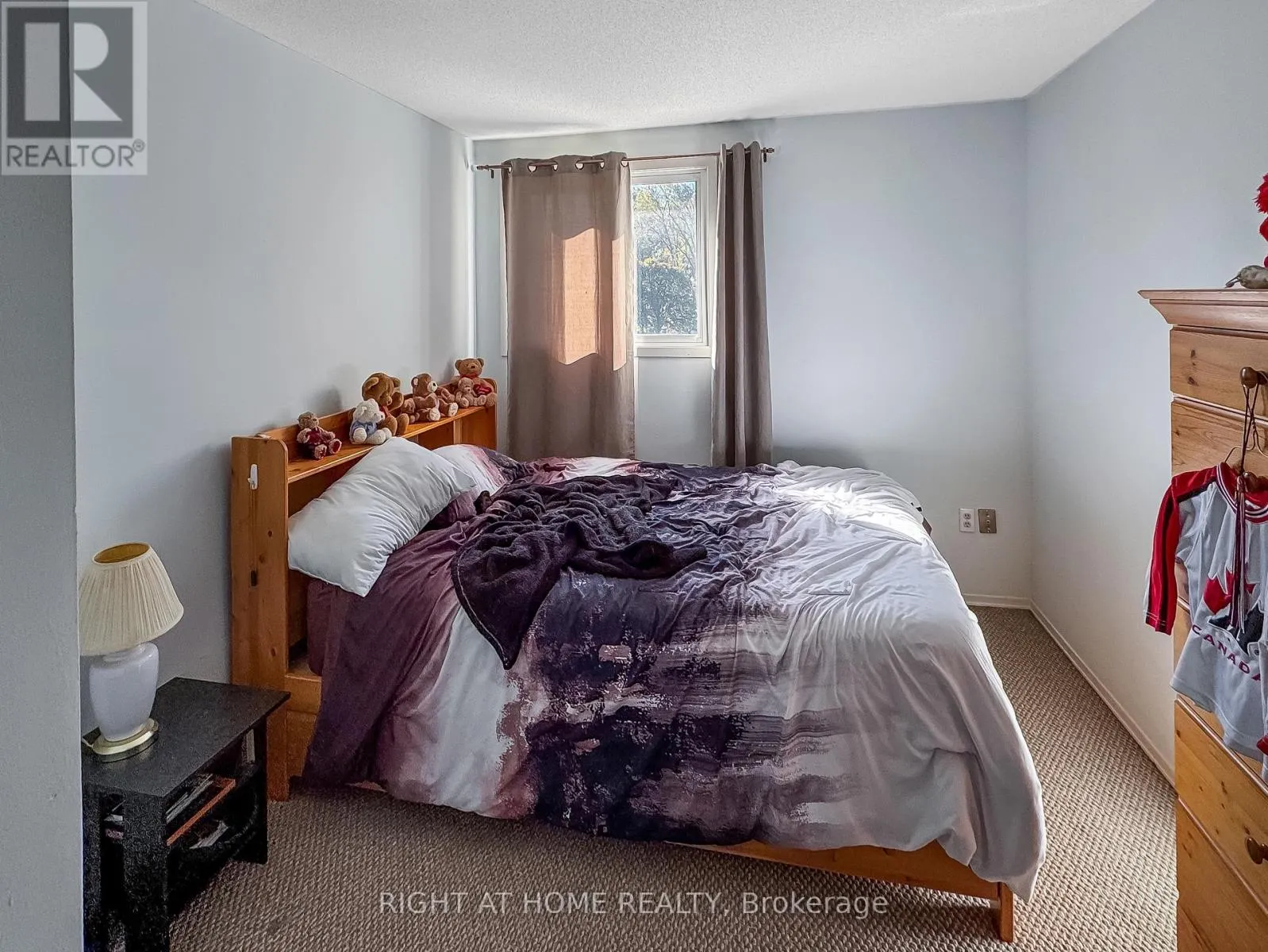37 - 301 CARLOW ROAD S #37