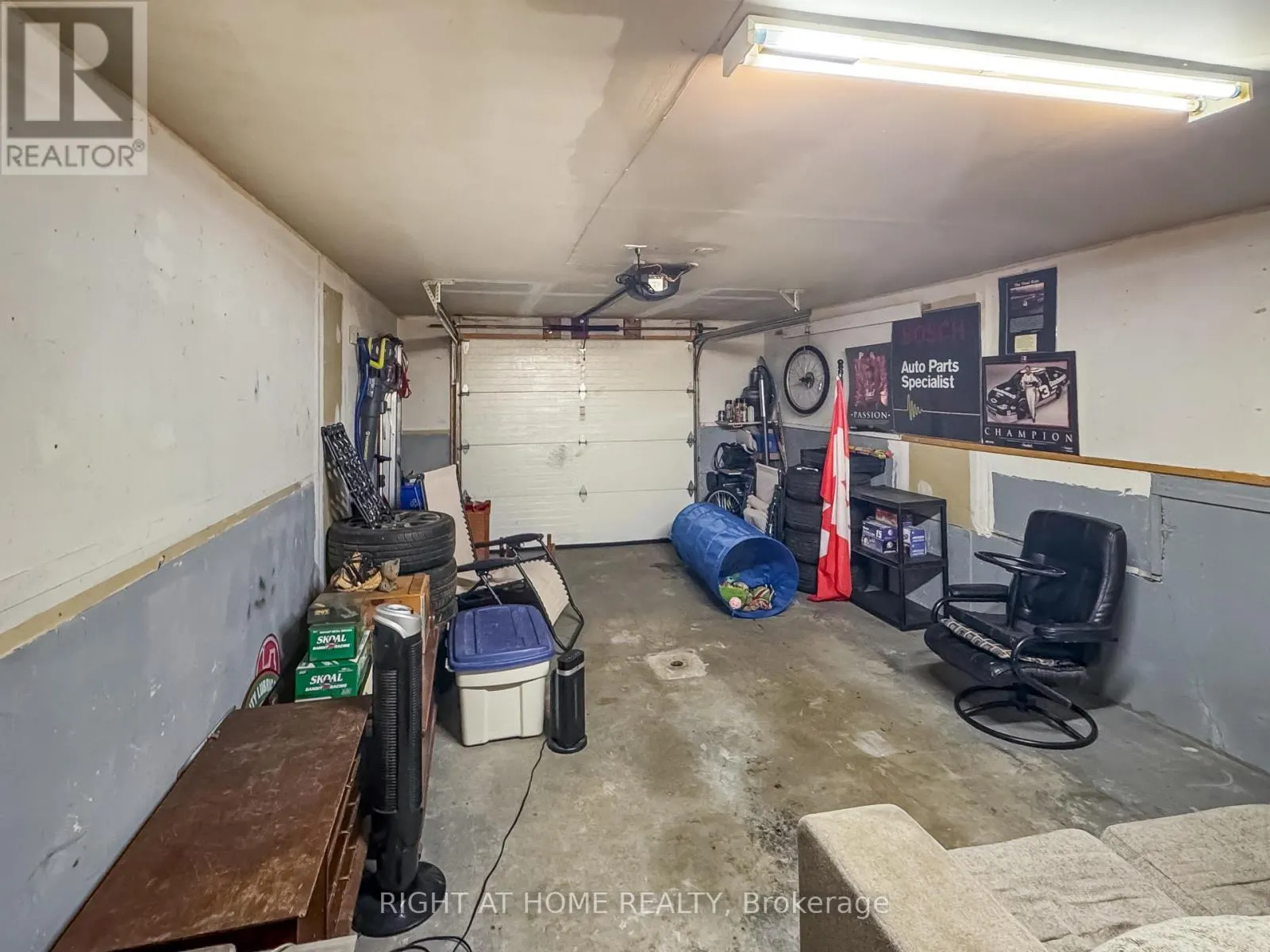 37 - 301 CARLOW ROAD S #37