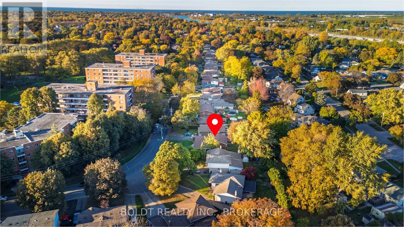 26 LEASIDE DRIVE