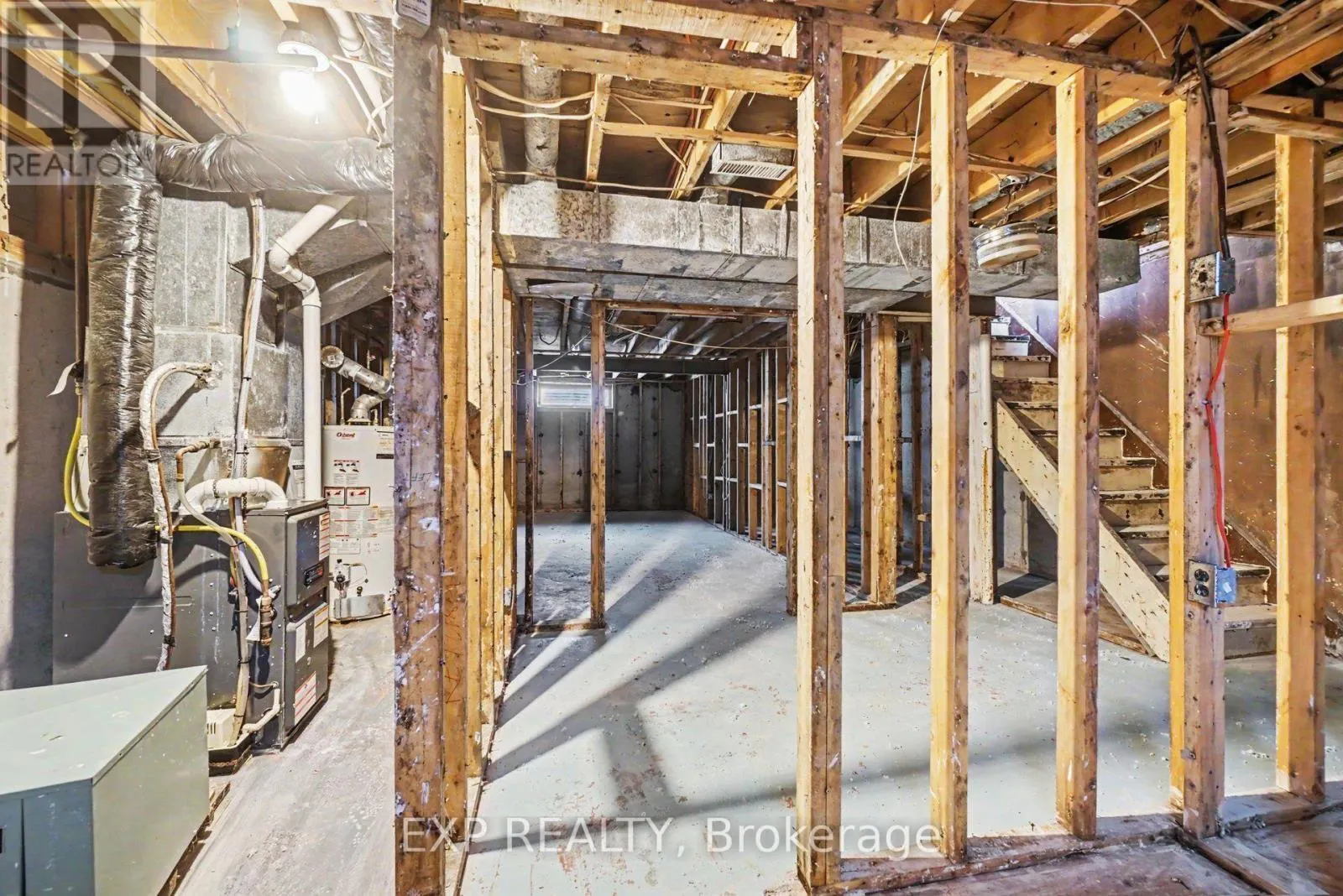 20 - 2300 OGILVIE ROAD