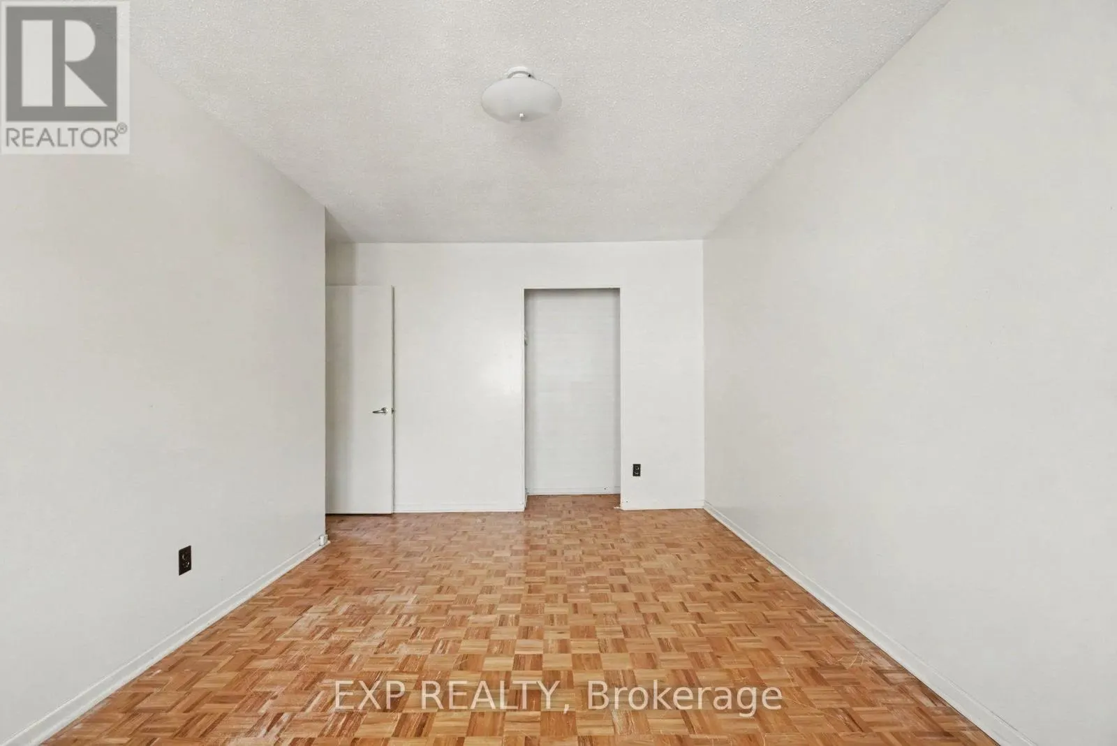 20 - 2300 OGILVIE ROAD