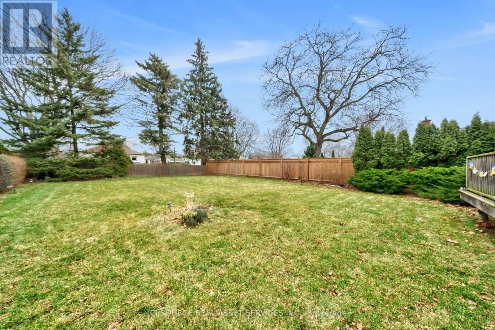 LOWER - 78 LEASIDE DRIVE