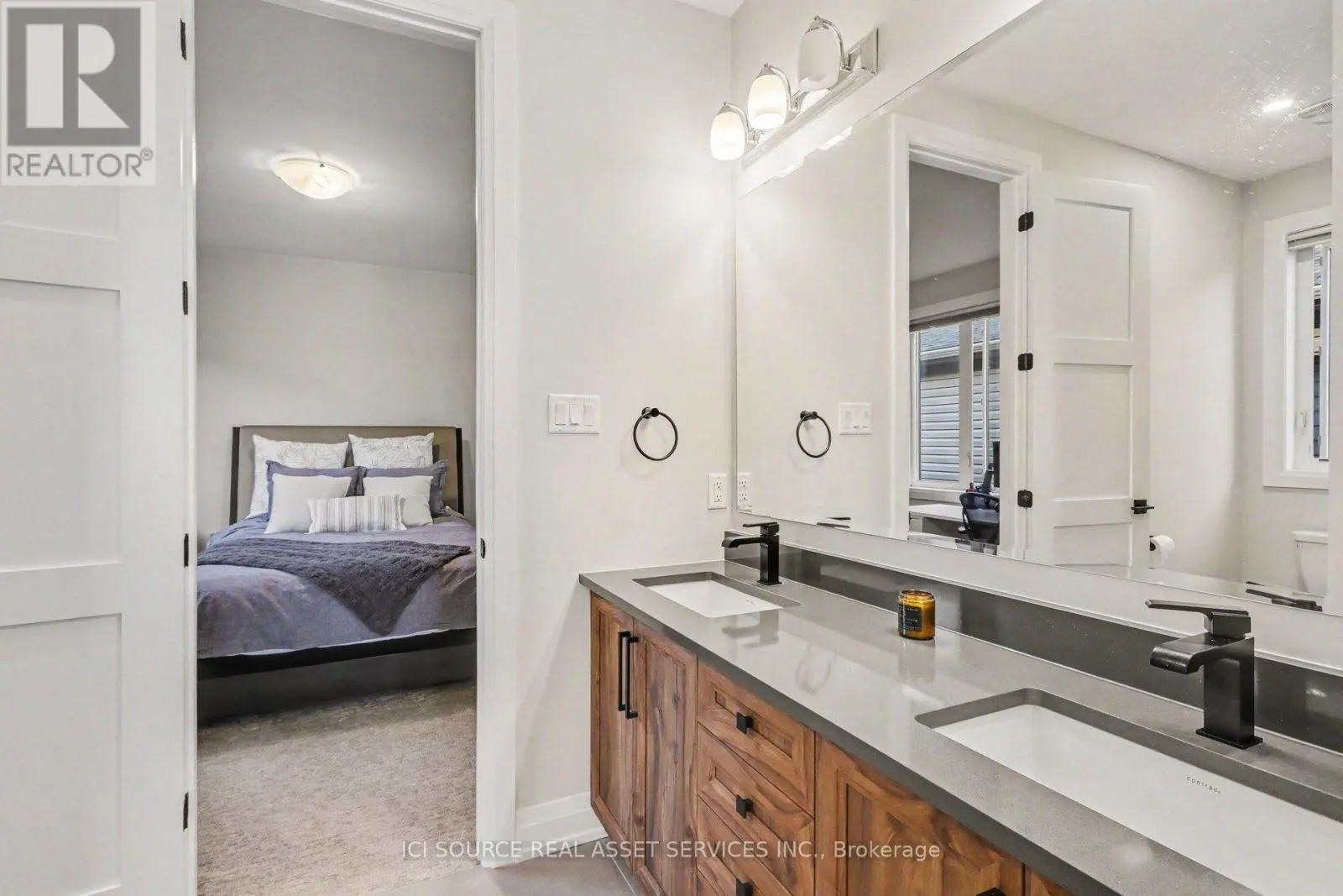 835 COMPANION CRESCENT