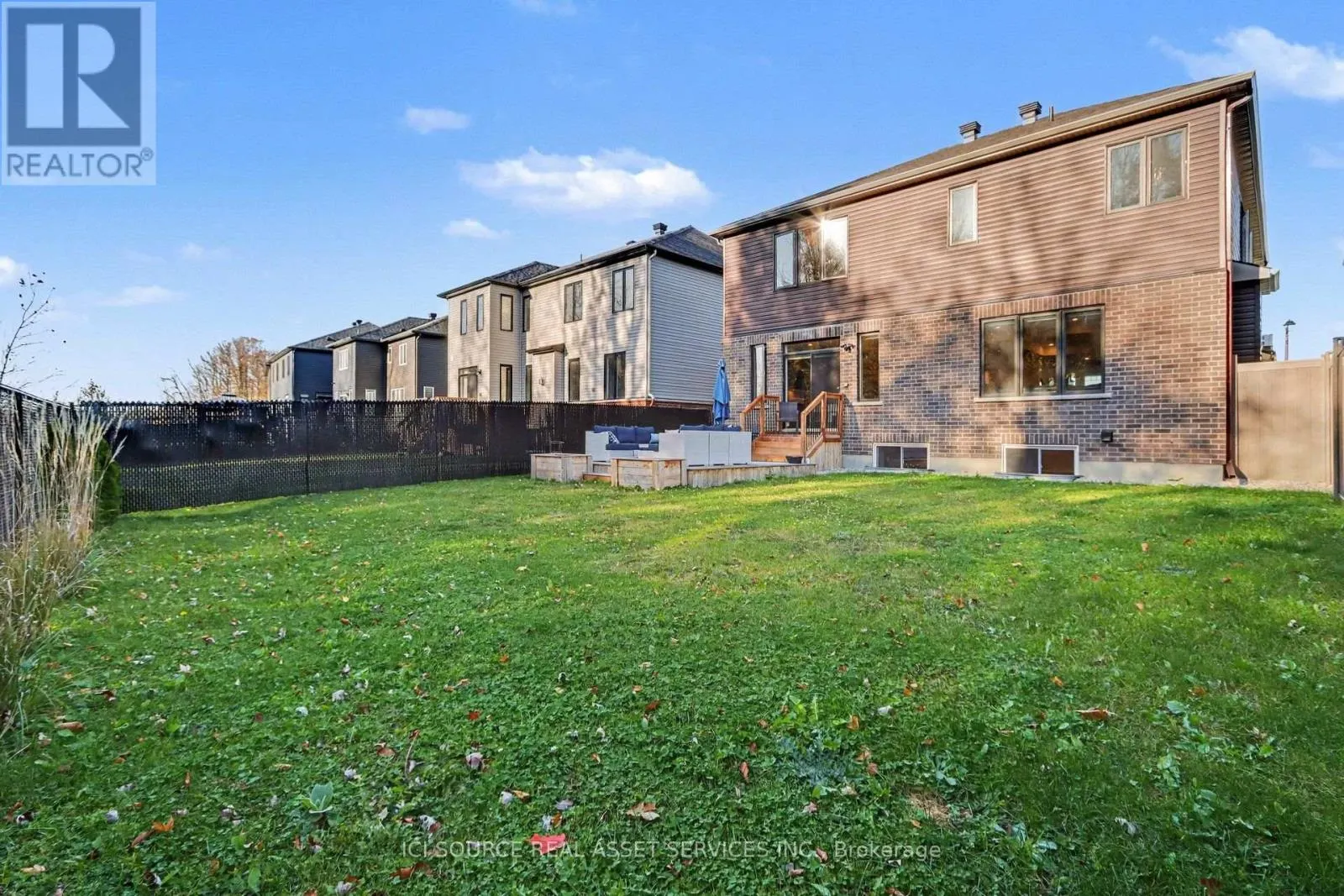 835 COMPANION CRESCENT