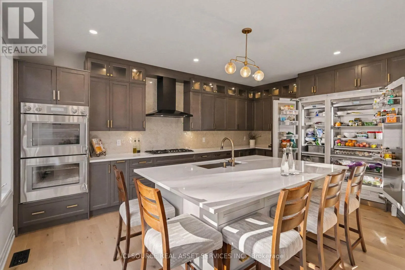 835 COMPANION CRESCENT