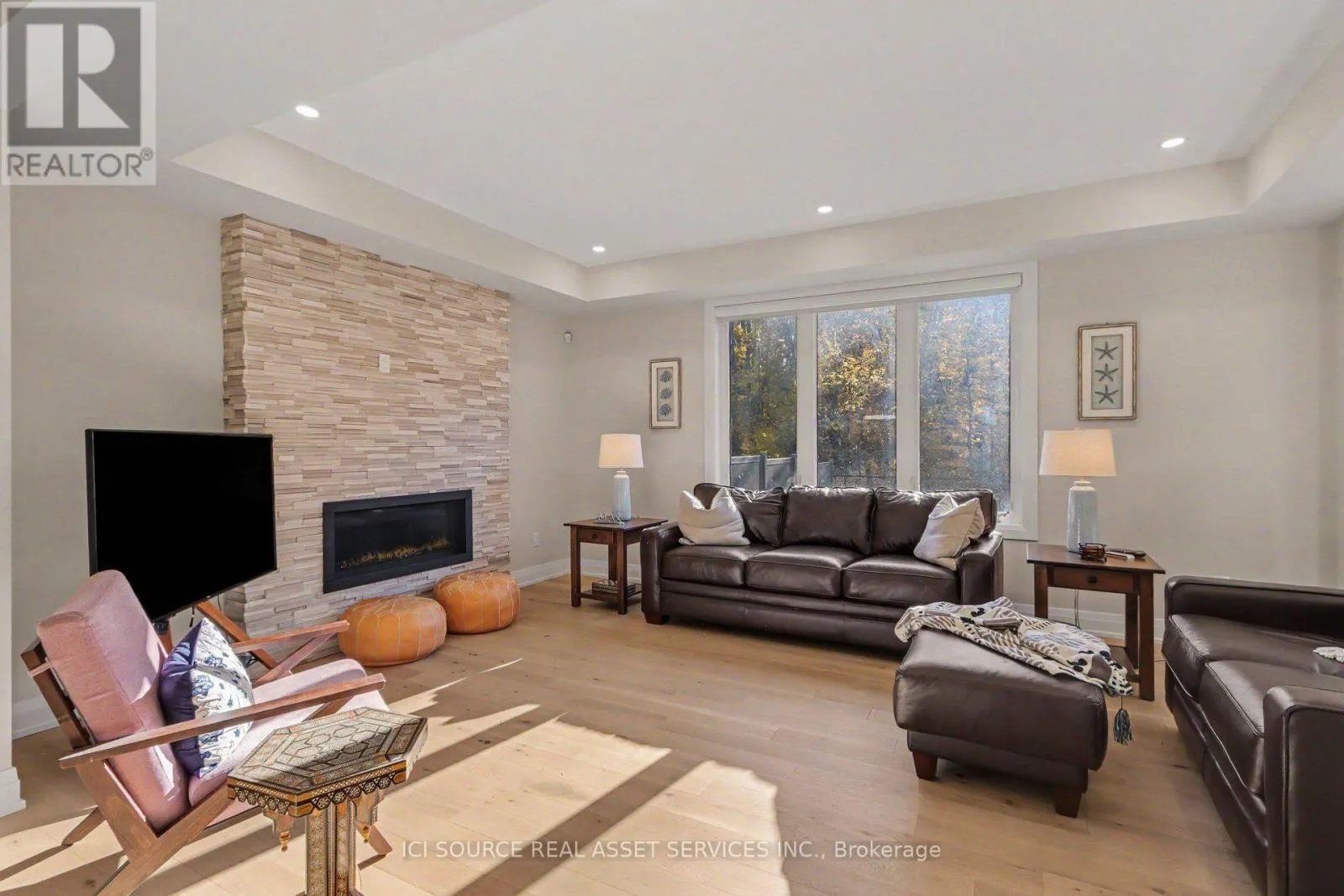 835 COMPANION CRESCENT