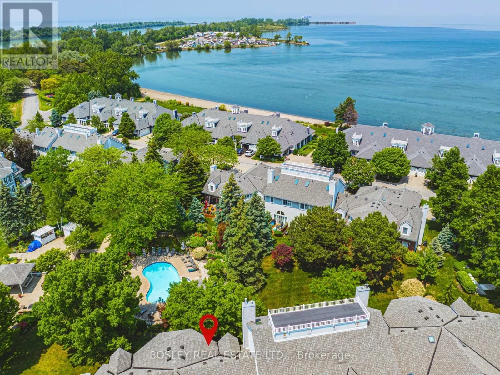 18 - 3 LAKESIDE DRIVE #18