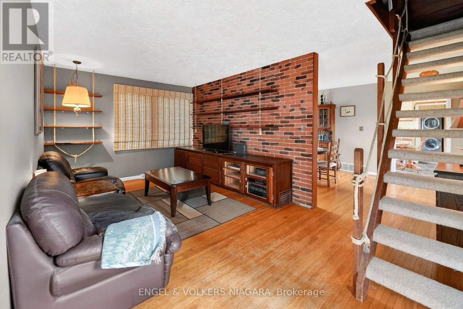 41 PARK ROAD S