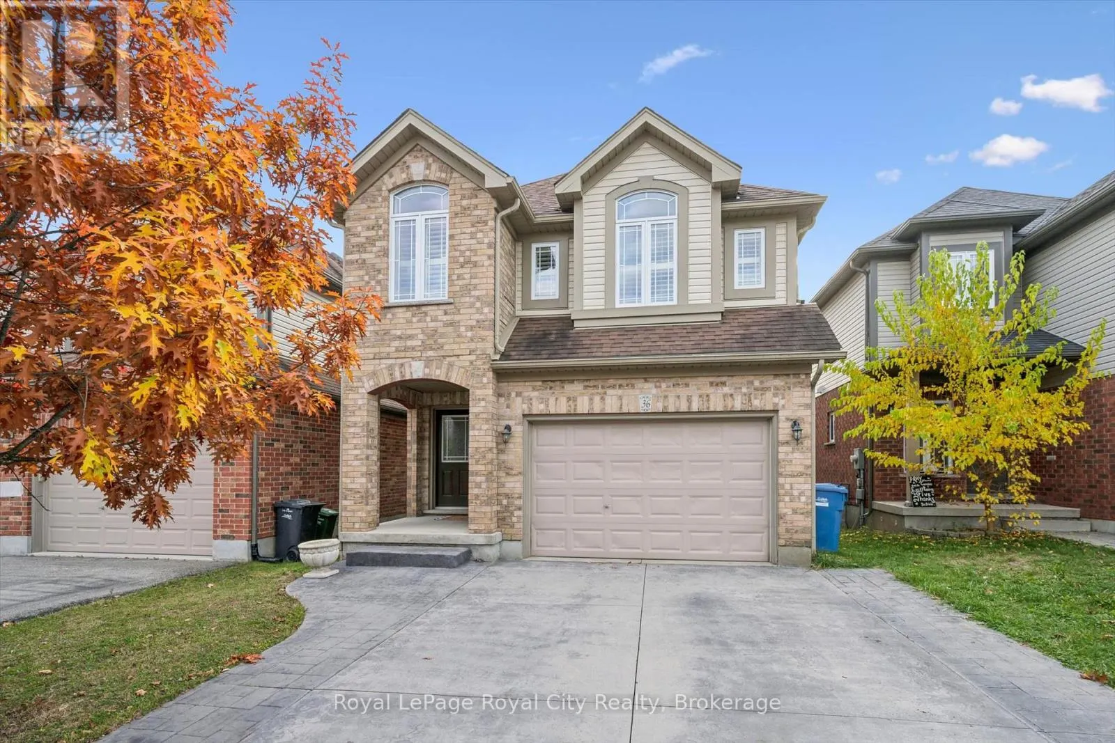 36 OAKES CRESCENT