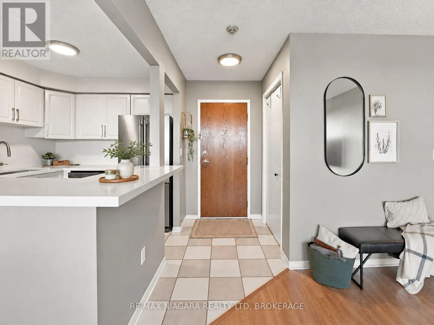 601 - 81 SCOTT STREET #601