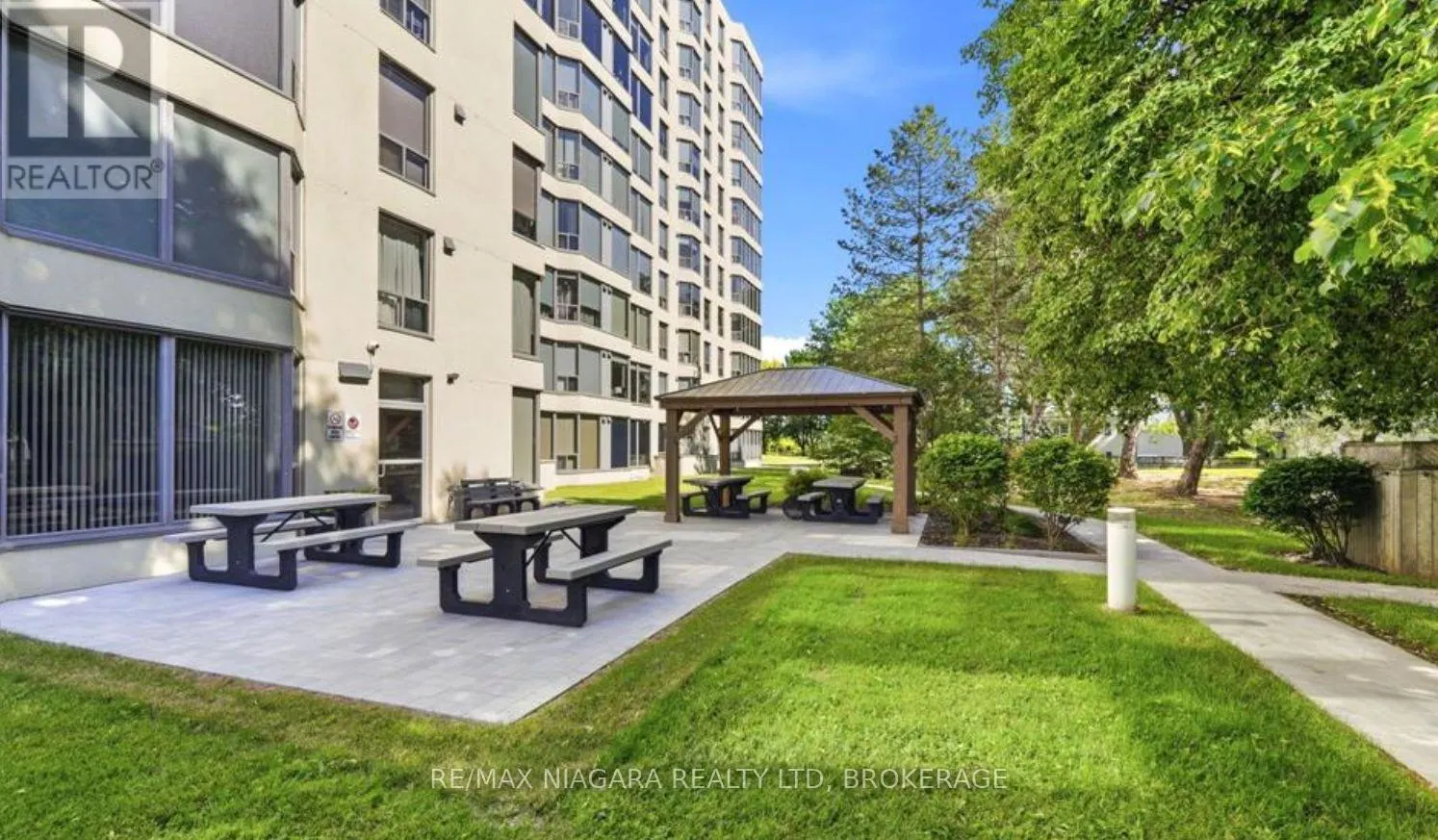 601 - 81 SCOTT STREET #601