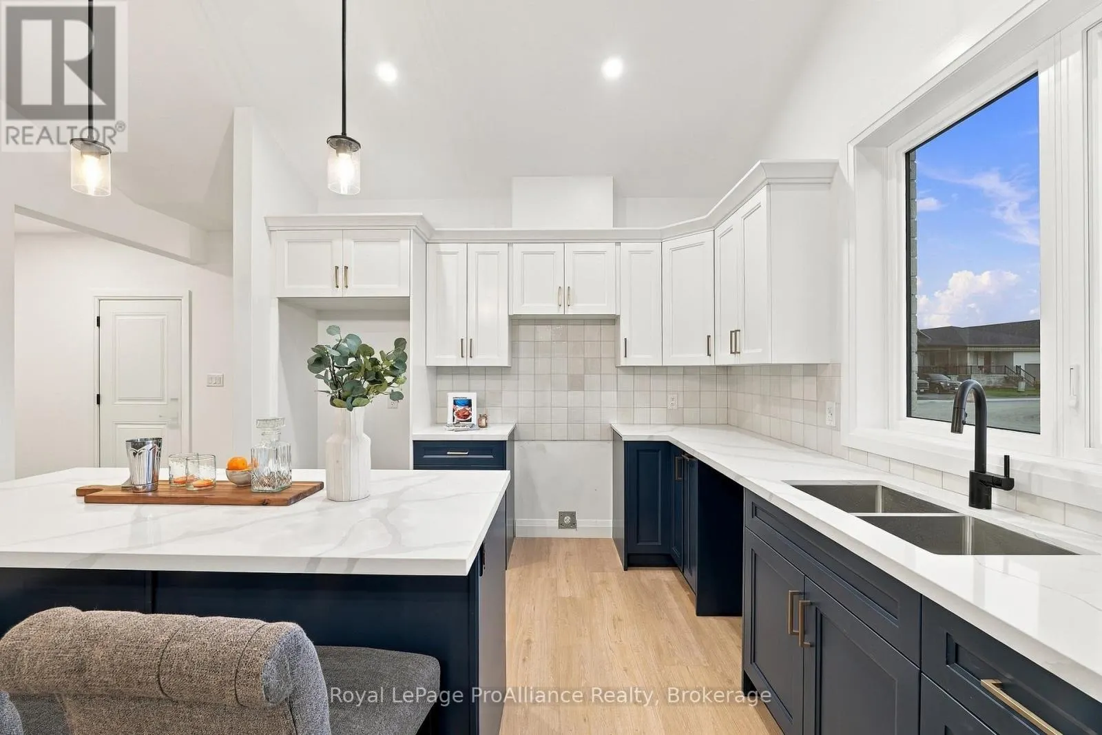 117 ROYAL GALA DRIVE