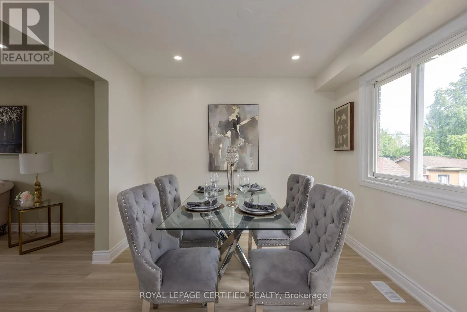 111 LIMERIDGE ROAD W