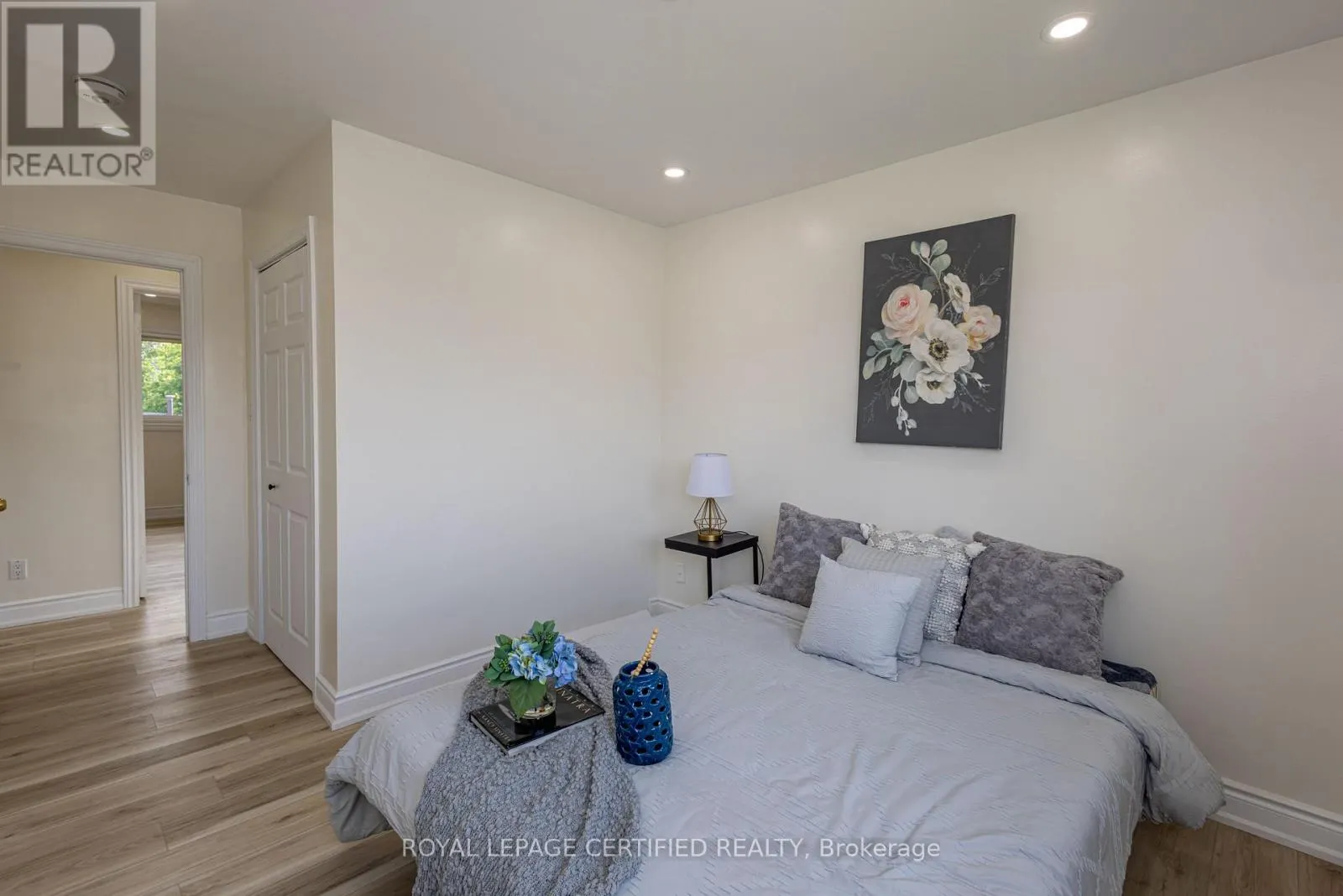 111 LIMERIDGE ROAD W