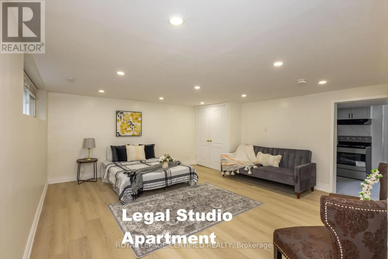 111 LIMERIDGE ROAD W