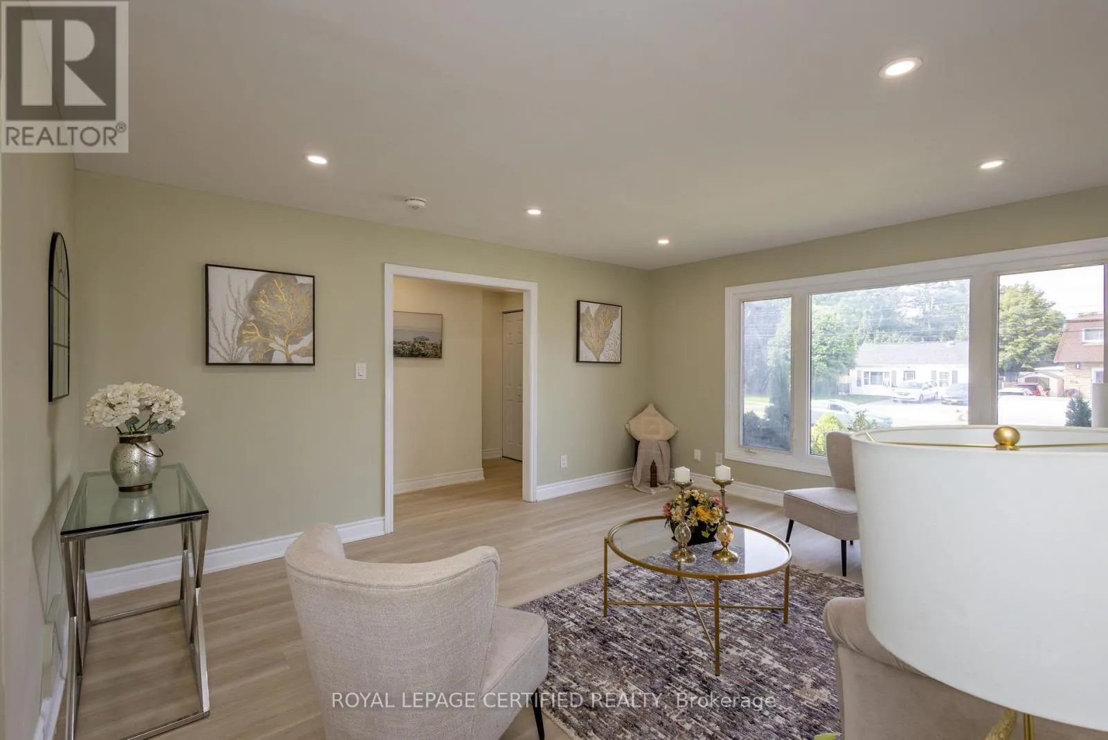 111 LIMERIDGE ROAD W