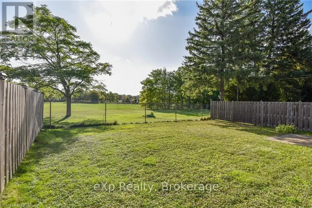 UPPER - 62 VICTORIA ROAD N #UPPER