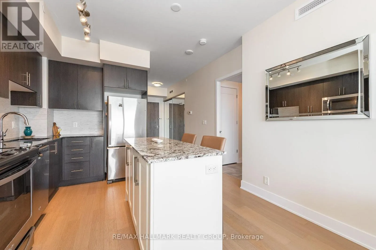 1004 - 485 RICHMOND ROAD
