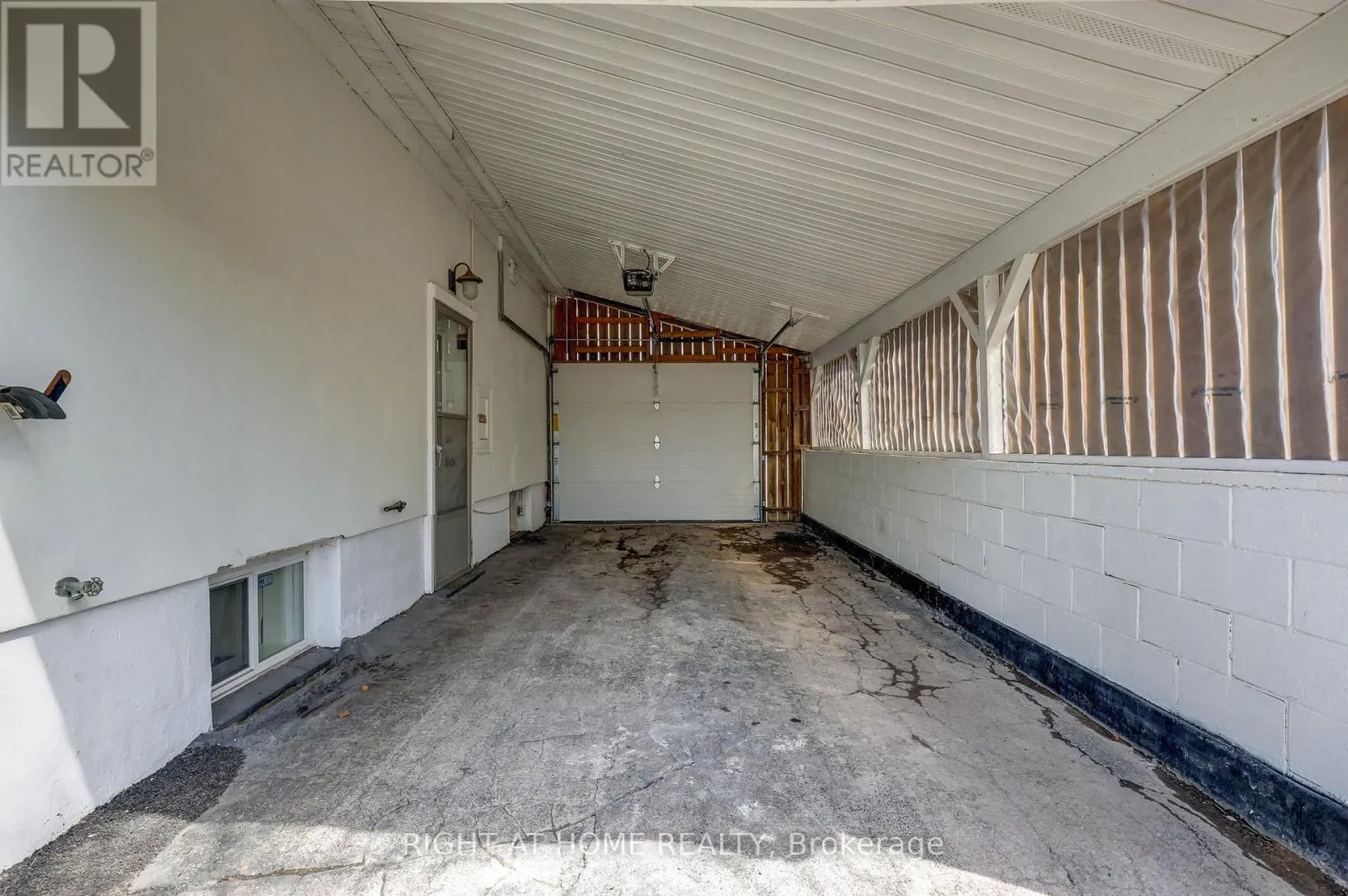 483 CLARKE ROAD