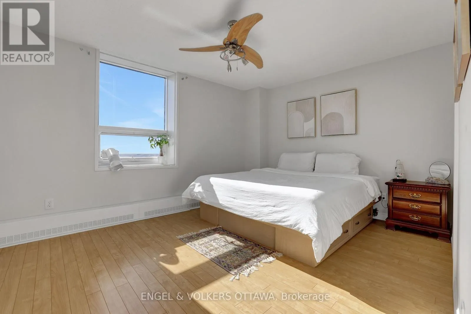2111 - 665 BATHGATE DRIVE