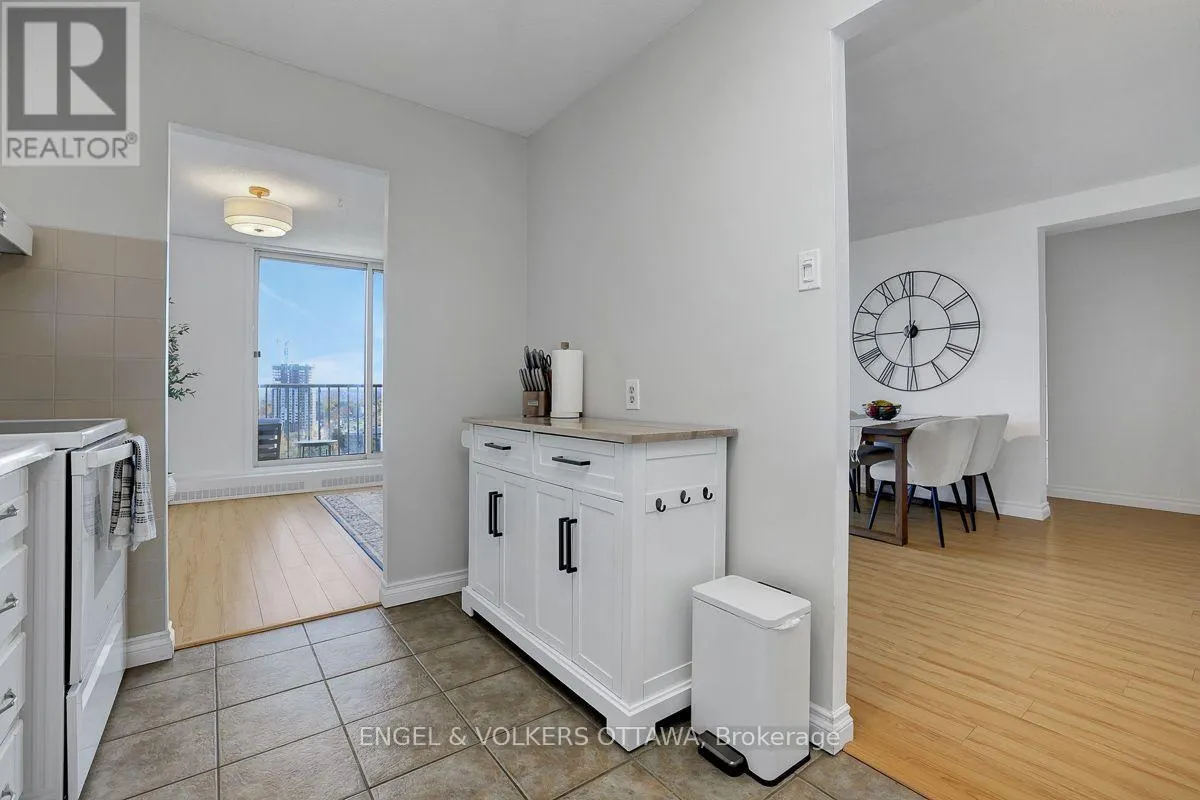 2111 - 665 BATHGATE DRIVE
