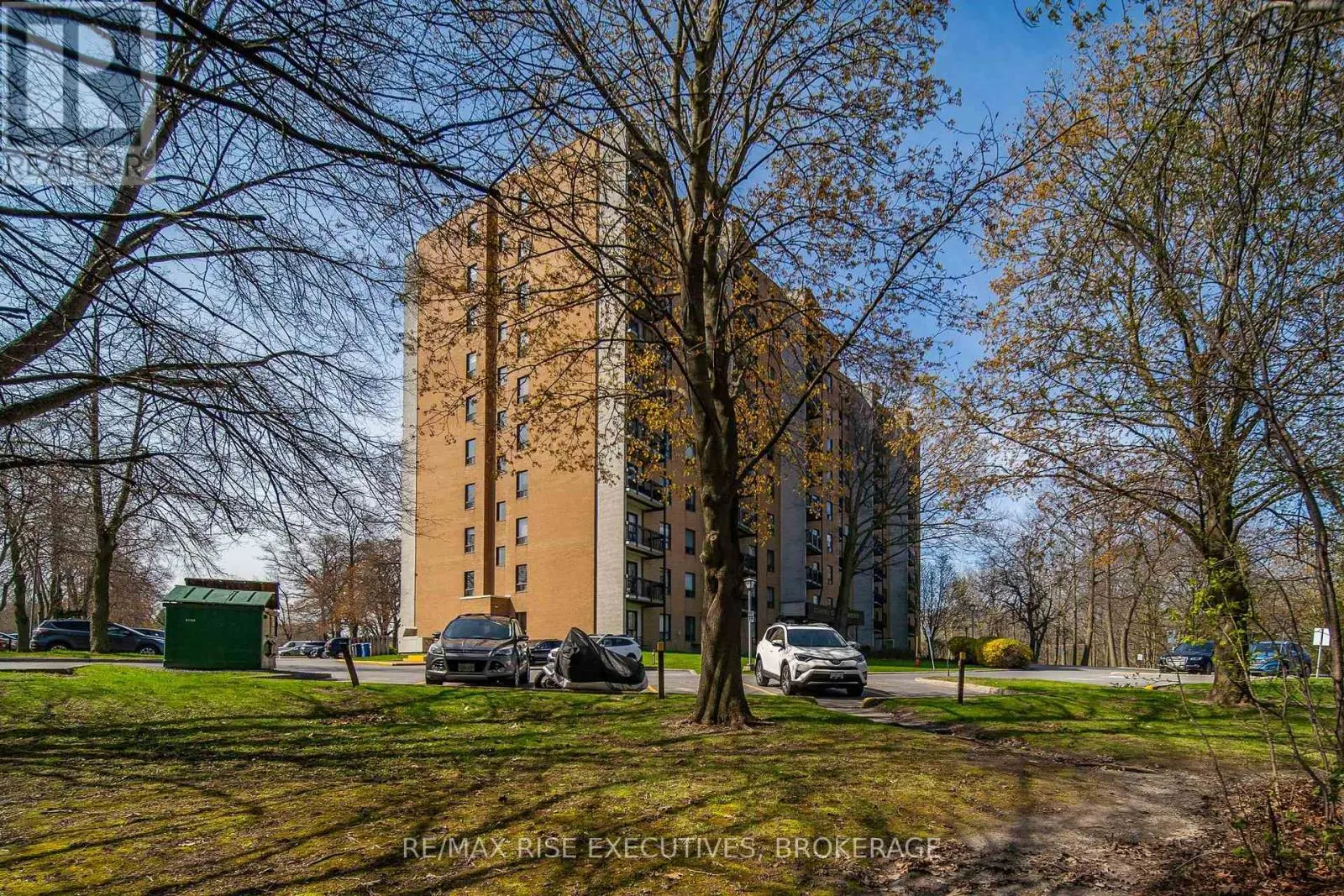 710 - 66 GREENVIEW DRIVE #710
