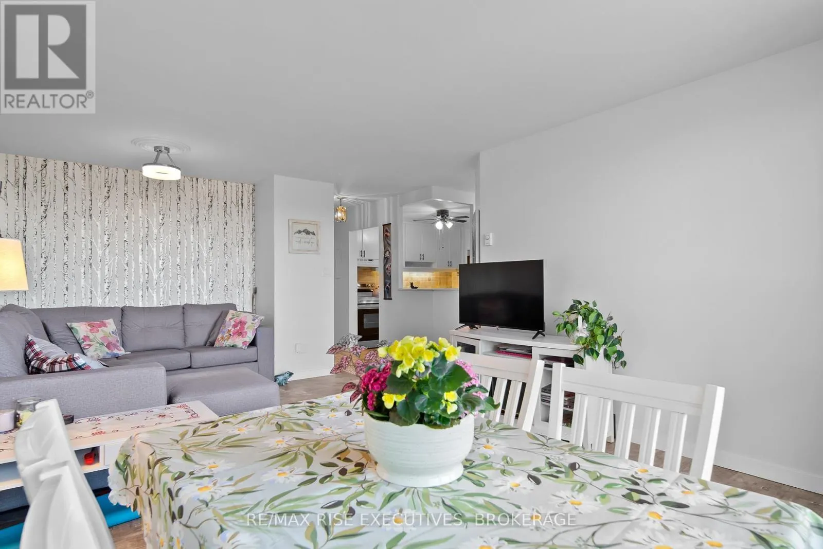 710 - 66 GREENVIEW DRIVE #710