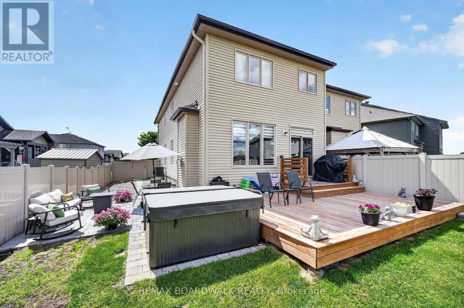 2 DUNCANVILLE STREET