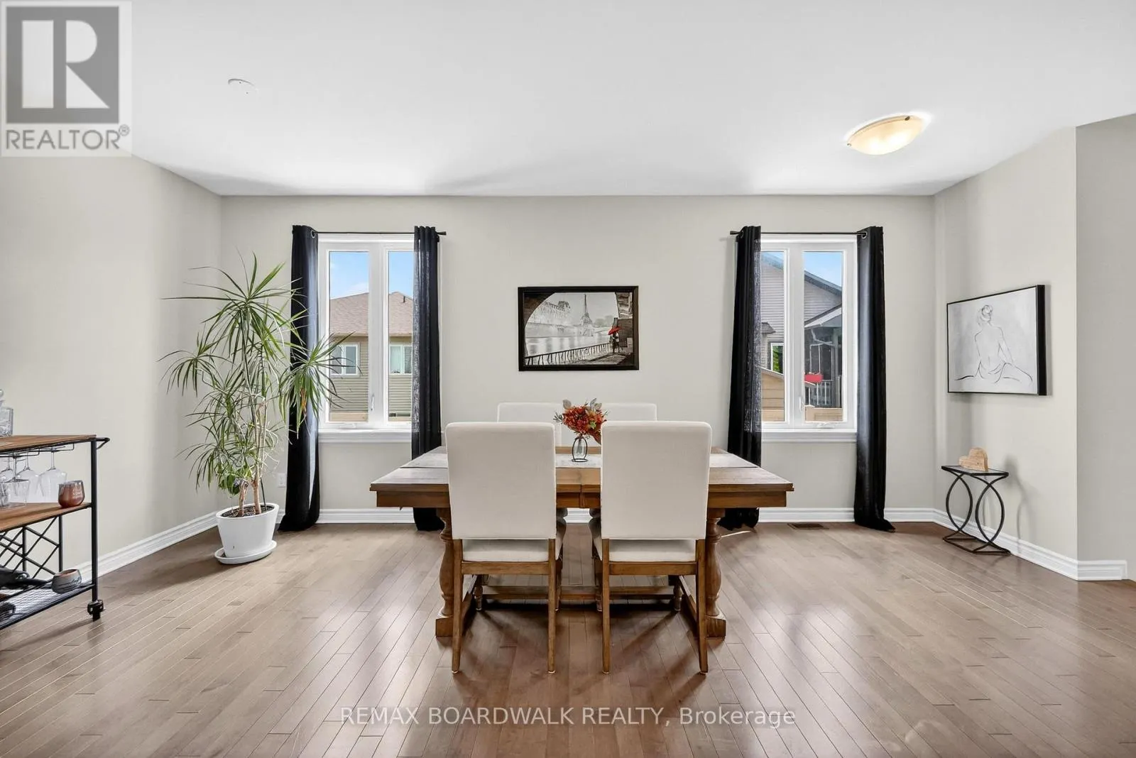 2 DUNCANVILLE STREET
