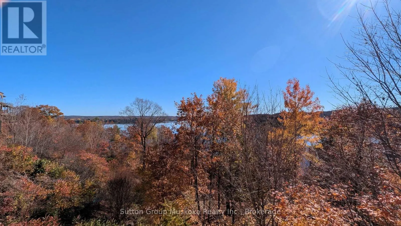 302 - 19 OAKRIDGE - DEERHURST DRIVE #302
