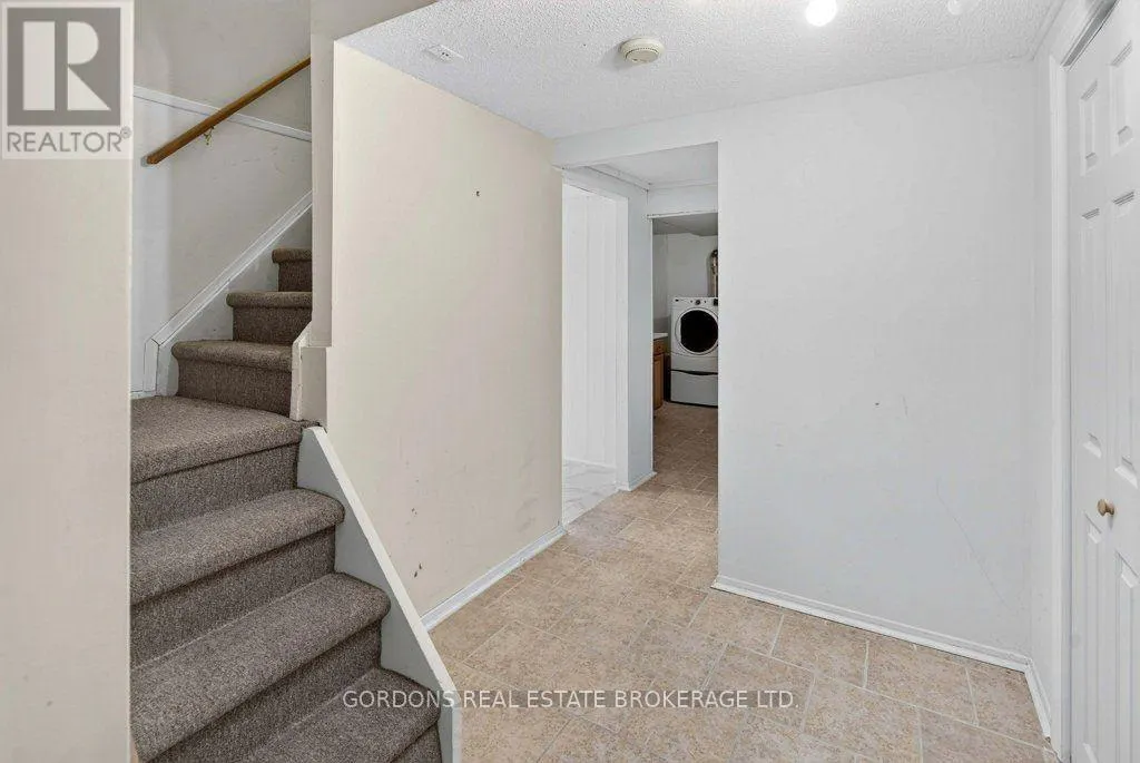 12 CASTERTON AVENUE