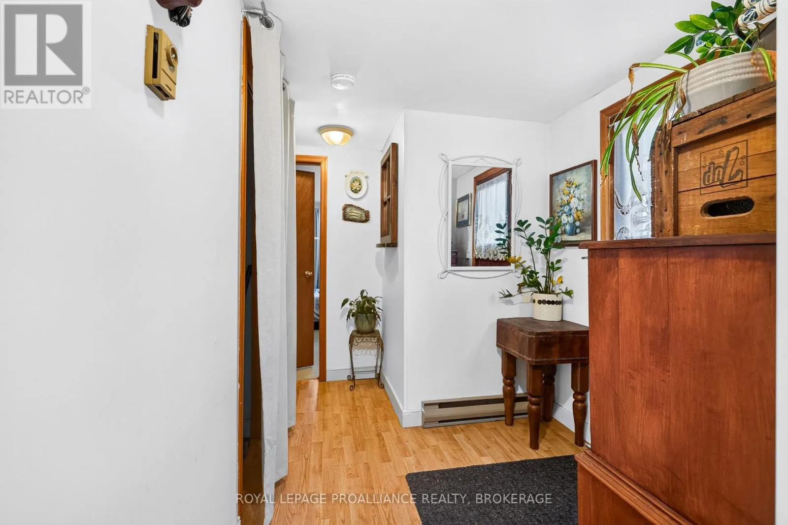 628 MACDONNELL STREET