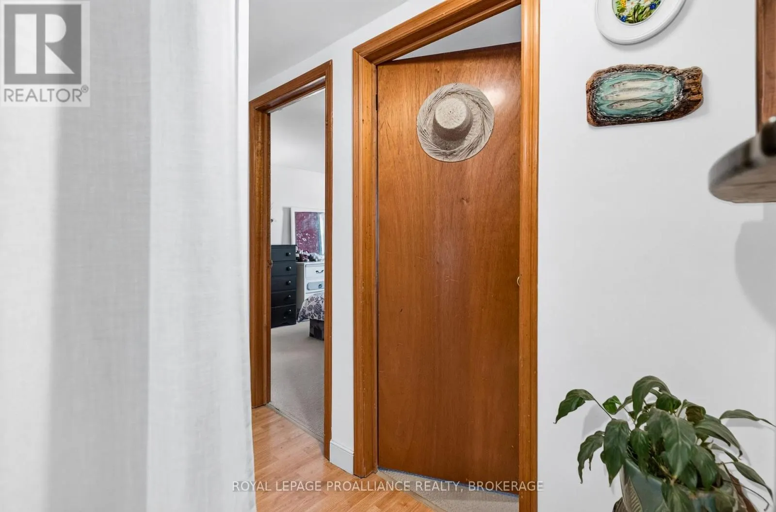 628 MACDONNELL STREET