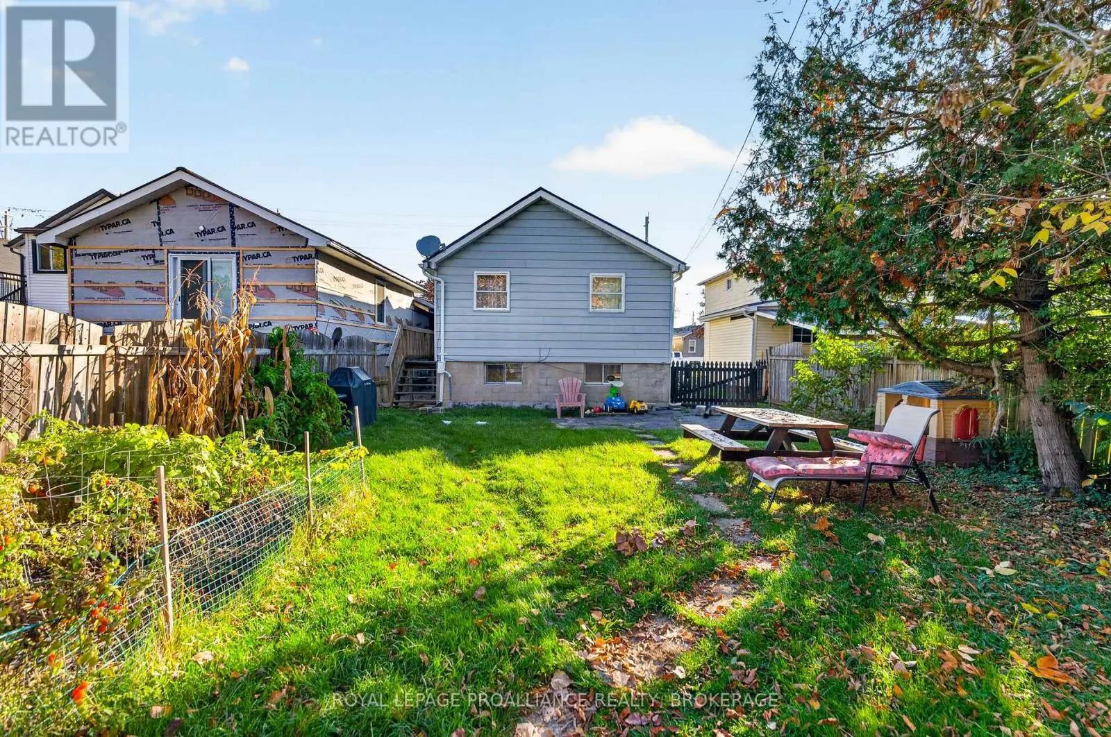 628 MACDONNELL STREET