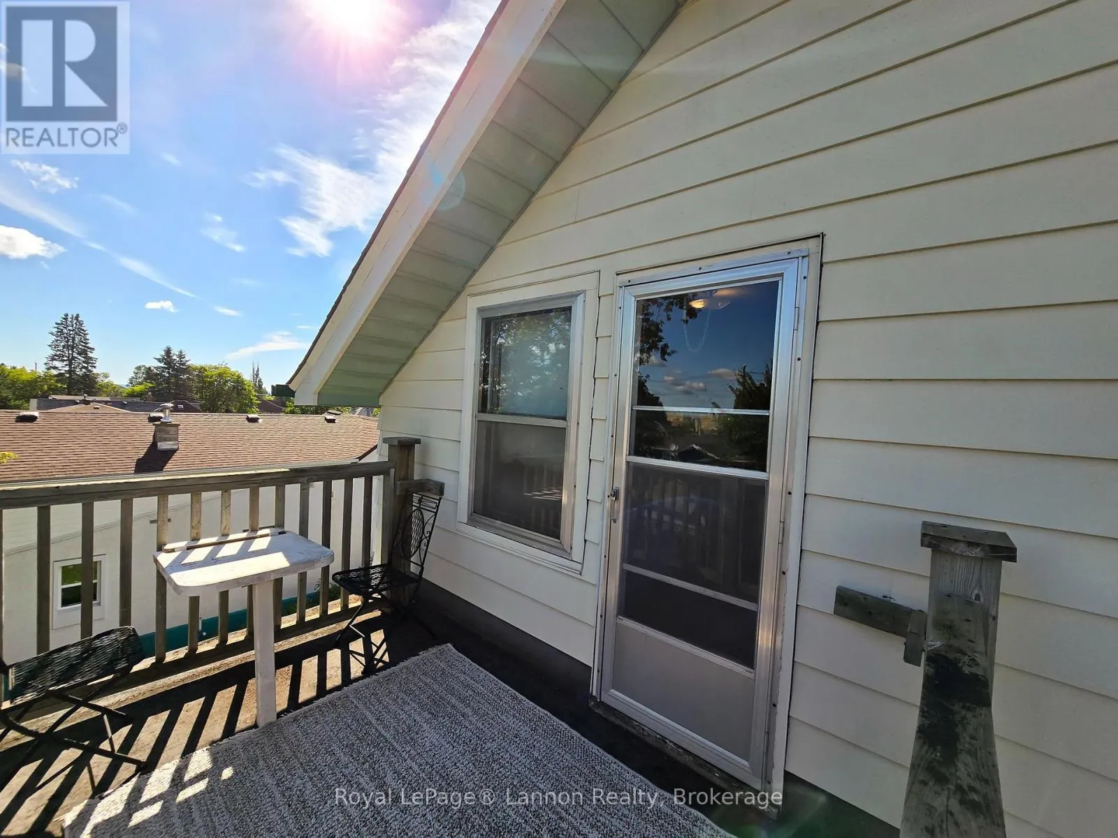 42 GORDON AVENUE