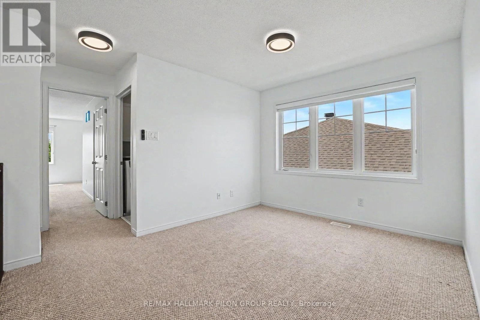 38 RIDDELL STREET