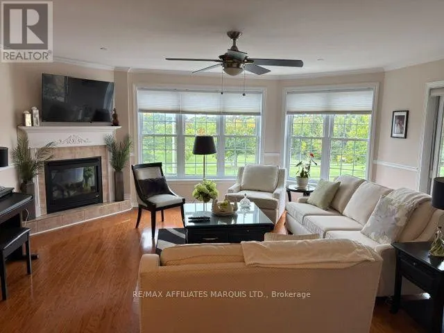 2 - 321 WATER STREET W